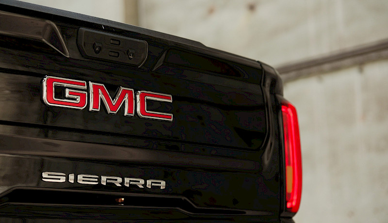 GMC Sierra plató